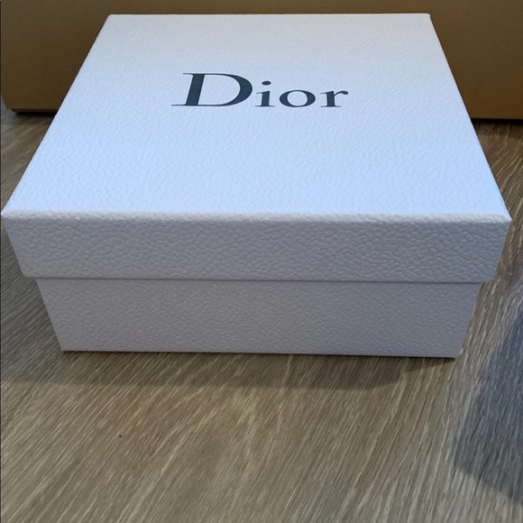 Dior Box - Picture 2 of 7
